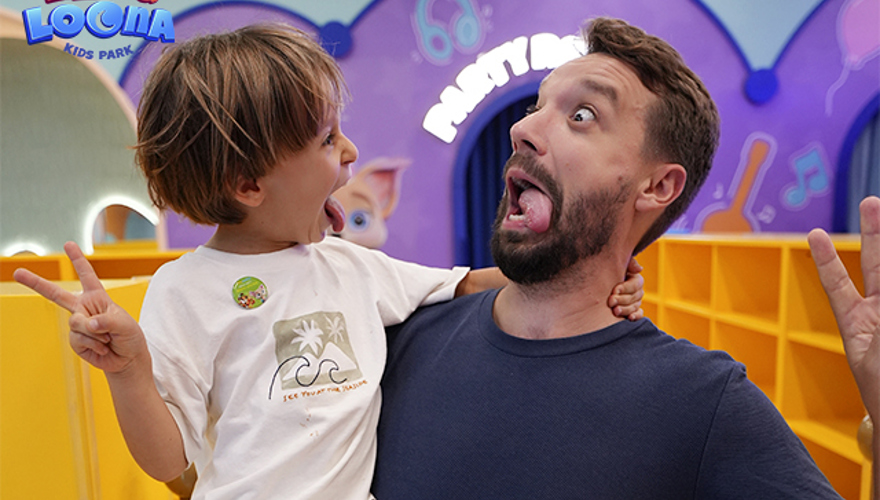 Leo & Loona Banner 3